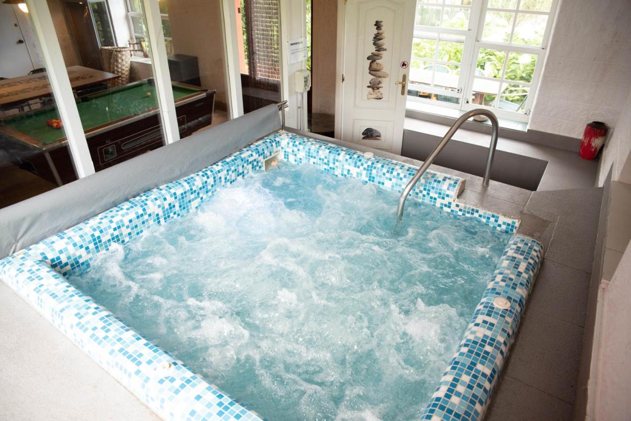 Casa De Pineiro Y Spa Opcional, De Pago Santiago de Compostela Ngoại thất bức ảnh
