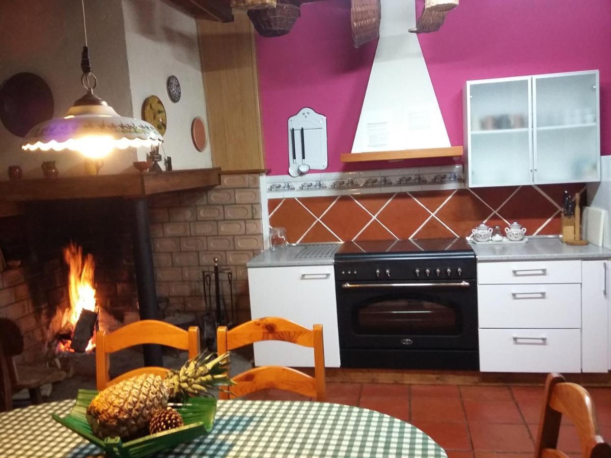 Casa De Pineiro Y Spa Opcional, De Pago Santiago de Compostela Ngoại thất bức ảnh